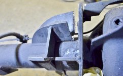 Ford 7.5 in VTX Motor Trike flipped - Cracks (800x496).jpg