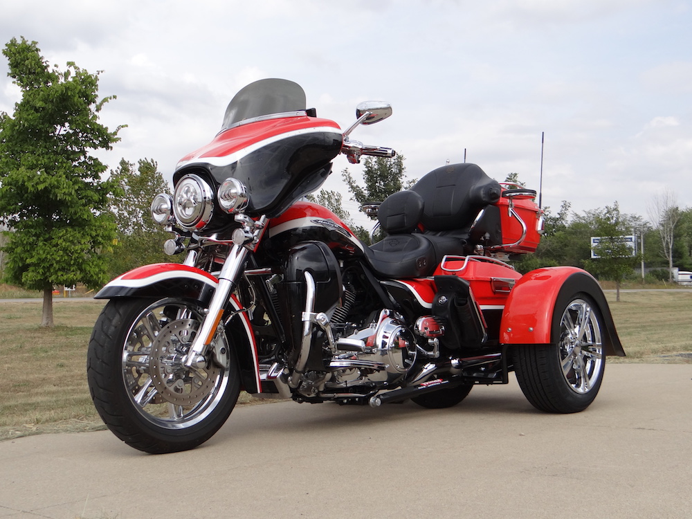 Name:  2012_Harley_Davidson_FLH_Ultra_Classic_Voyager_Trike_Kit_3.JPG
Views: 1085
Size:  300.9 KB