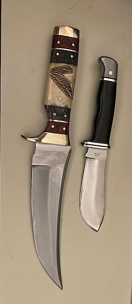 Click image for larger version. 

Name:	feather-knife.jpg 
Views:	6 
Size:	34.0 KB 
ID:	105603