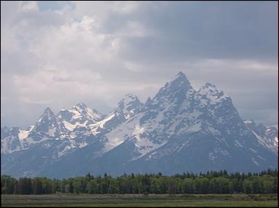Click image for larger version. 

Name:	tetons 1.jpg 
Views:	741 
Size:	111.8 KB 
ID:	20684