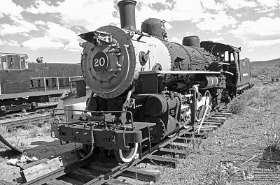 Click image for larger version. 

Name:	locomotive20-1bw-dumb.jpg 
Views:	278 
Size:	225.8 KB 
ID:	39801